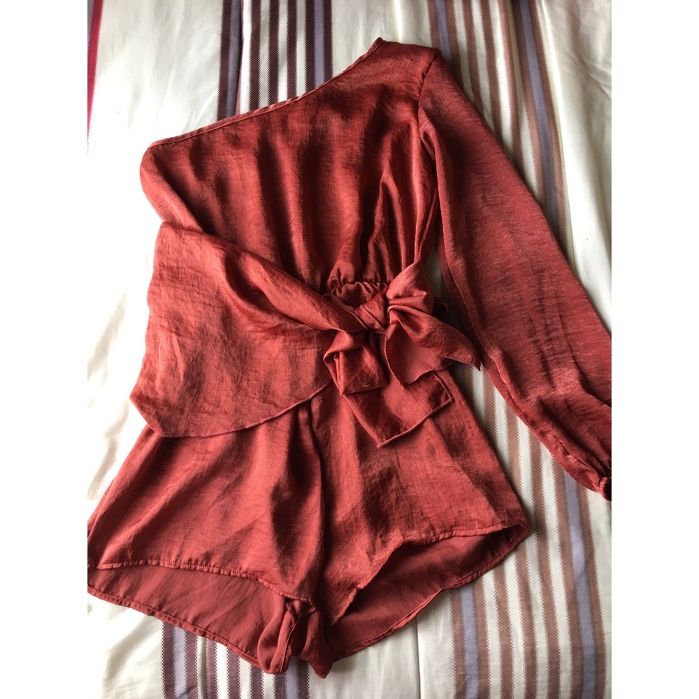 Fashion nova romper